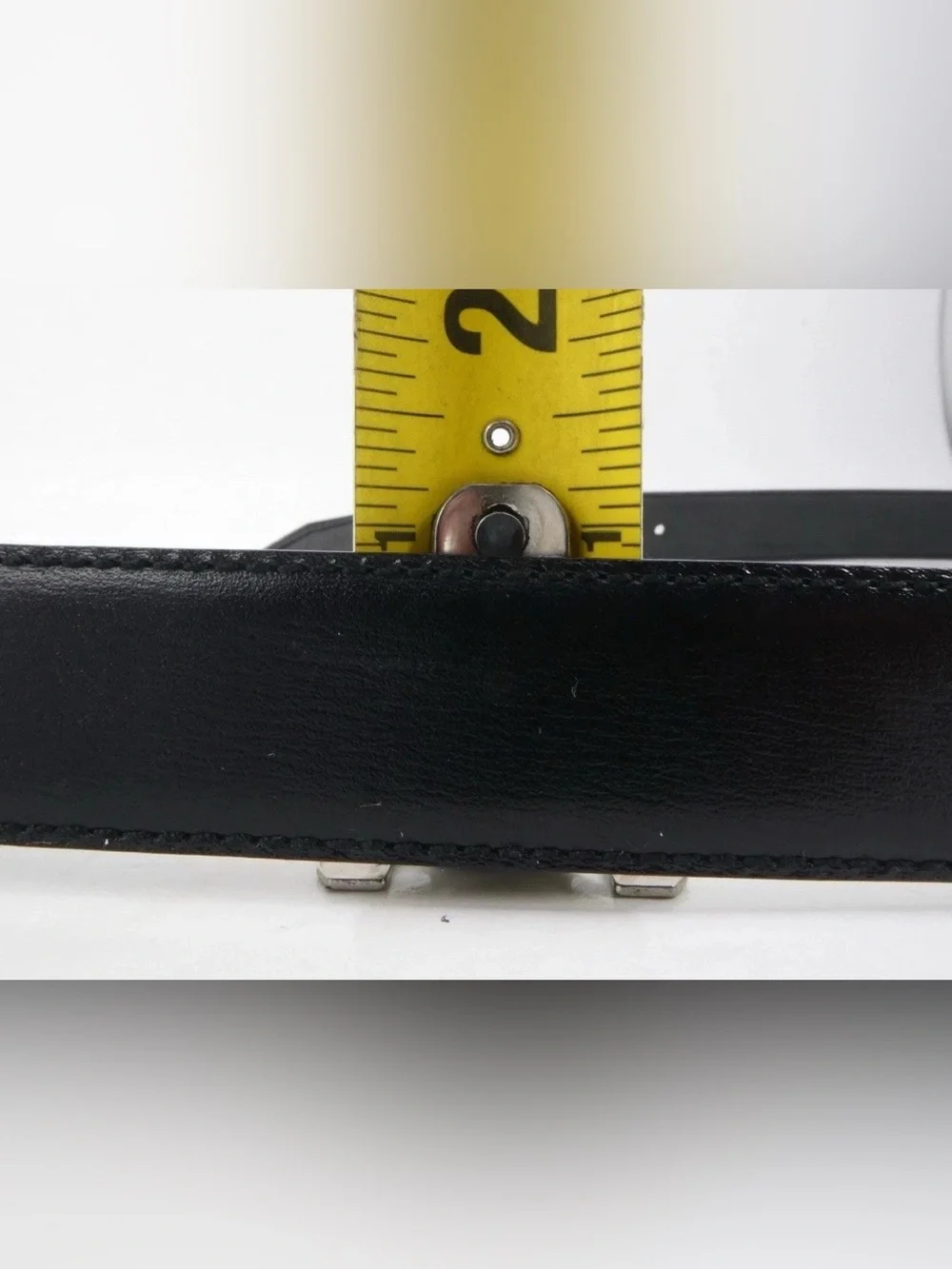 Vtg Salvatore Ferragamo Italy Gold Tone Gancini Buckle Black Leather Belt 236091